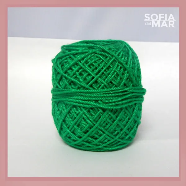 hilo macramé para tejer a crochet color verde navidad en barranquilla
