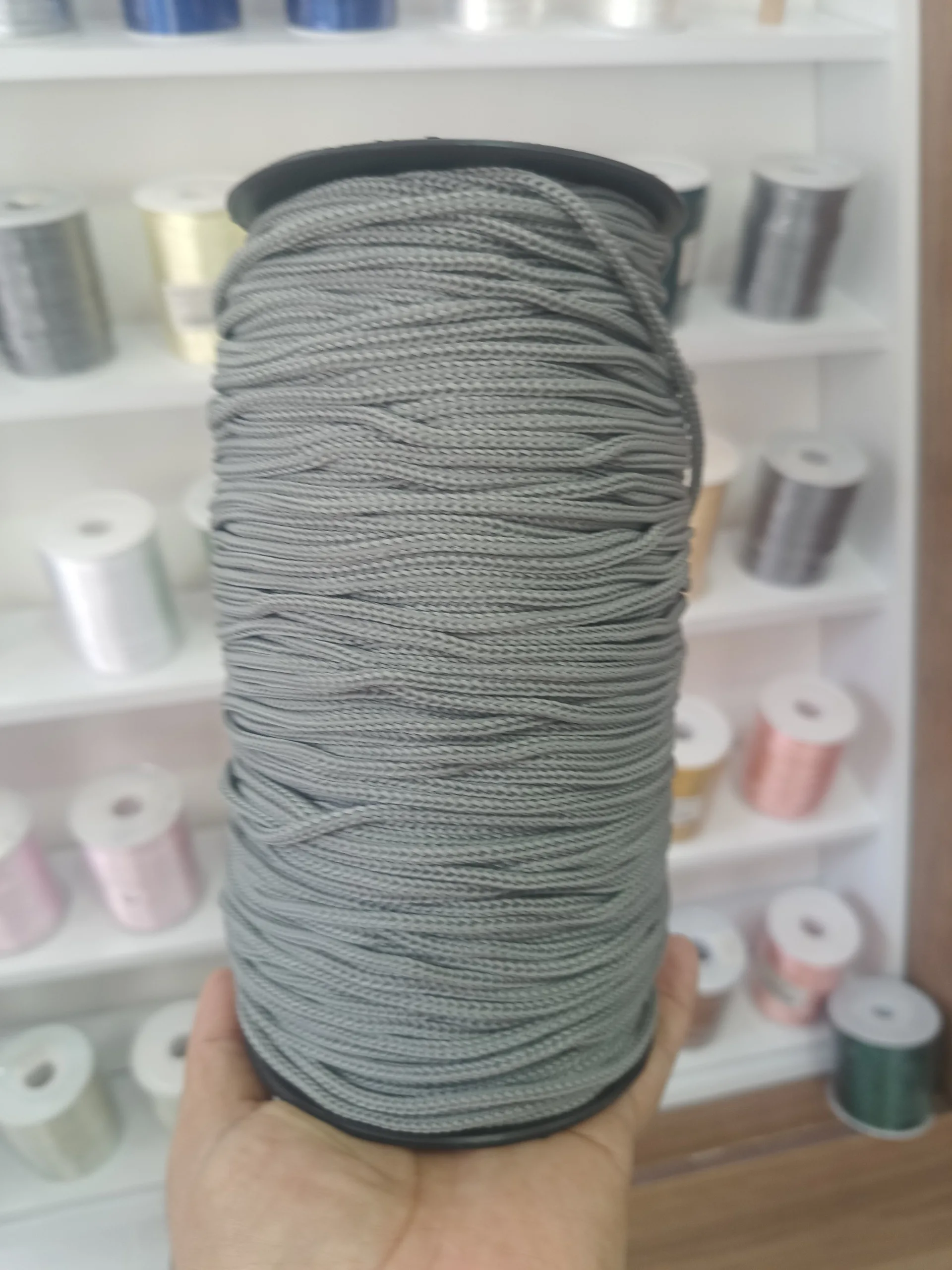 Cordón Polipropileno gris 500gr